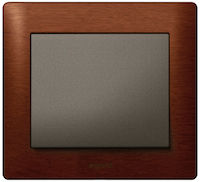 Legrand, Galea Life, Цвет: Махагон (Mahogany)